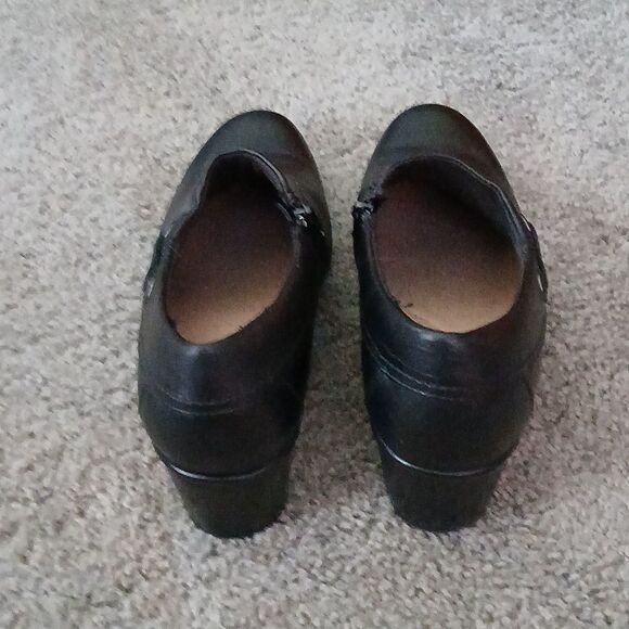 Clarks Collection Genette Danby 26102622 Black Zipper Block Heel Booties  Size 9 - Picture 4 of 8